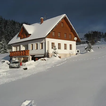U Sadílků Pensión Paseky nad Jizerou